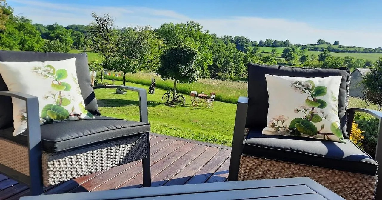 Bed & Breakfast La Croisee Des Arts La Bastide-l'Eveque France