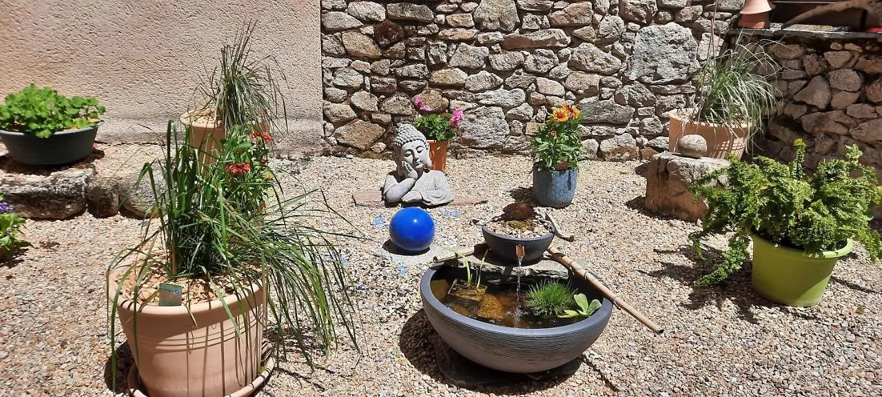 La Croisee Des Arts La Bastide-l'Eveque 0*,